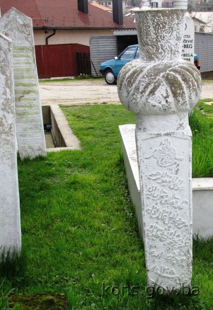 Harem Hadži Reuf-begove ili Nove (Džedid) džamije, grobljanska cjelina