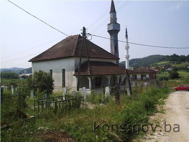 Harem džamije Trnovi, Polje, historijsko područje