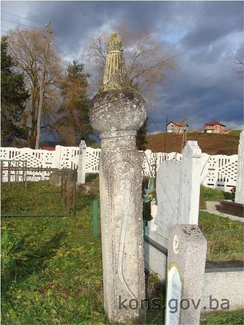 Harem džamije Trnovi, Polje, historijsko područje