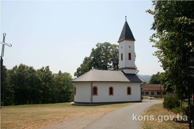 Filijalni hram Sv. apostola Petra i Pavla u Grbavcima, historijska građevina