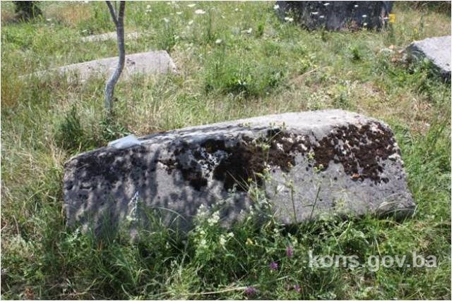 Nekropole sa stećcima na lokalitetu Mramorje i Strane u Bulatovcima, historijsko područje