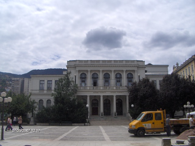 Narodno pozorište, povijesna građevina