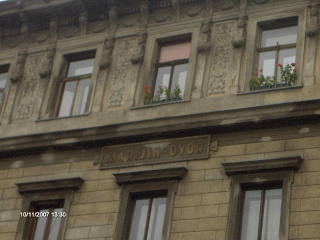 Zgrada Marijin dvora, povijesna građevina