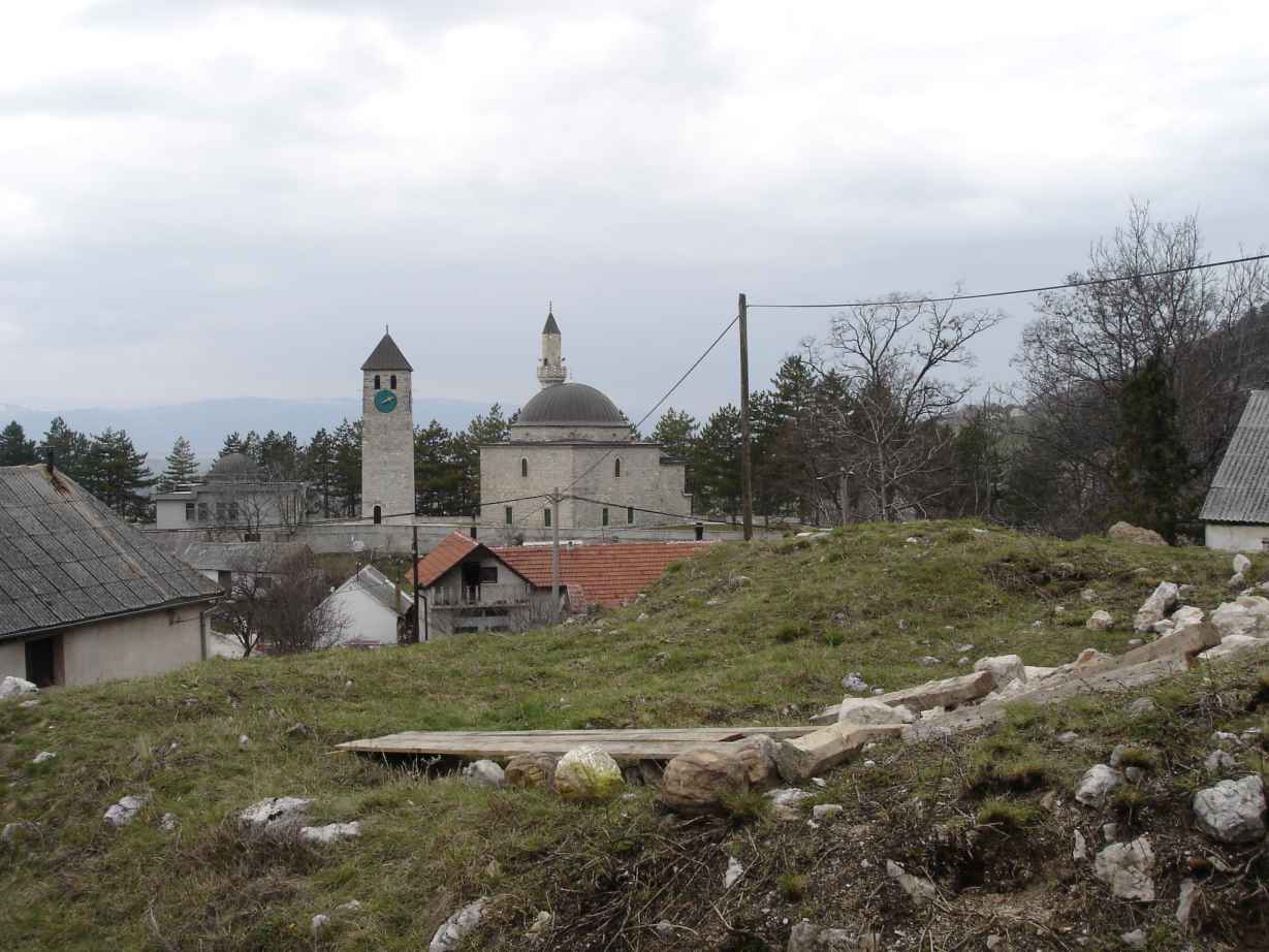 Džumanuša (Sinan Čauševa ili Džemanuša) džamija sa haremom, mjesto i ostaci graditeljske cjeline