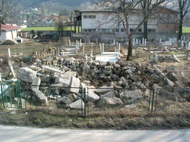 Halil-pašino turbe i mezarje, područje i ostaci graditeljske cjeline