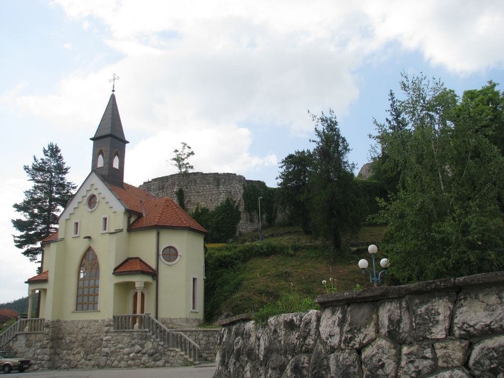 Filijalna crkva Blažene djevice Marije, mjesto i ostaci historijske građevine