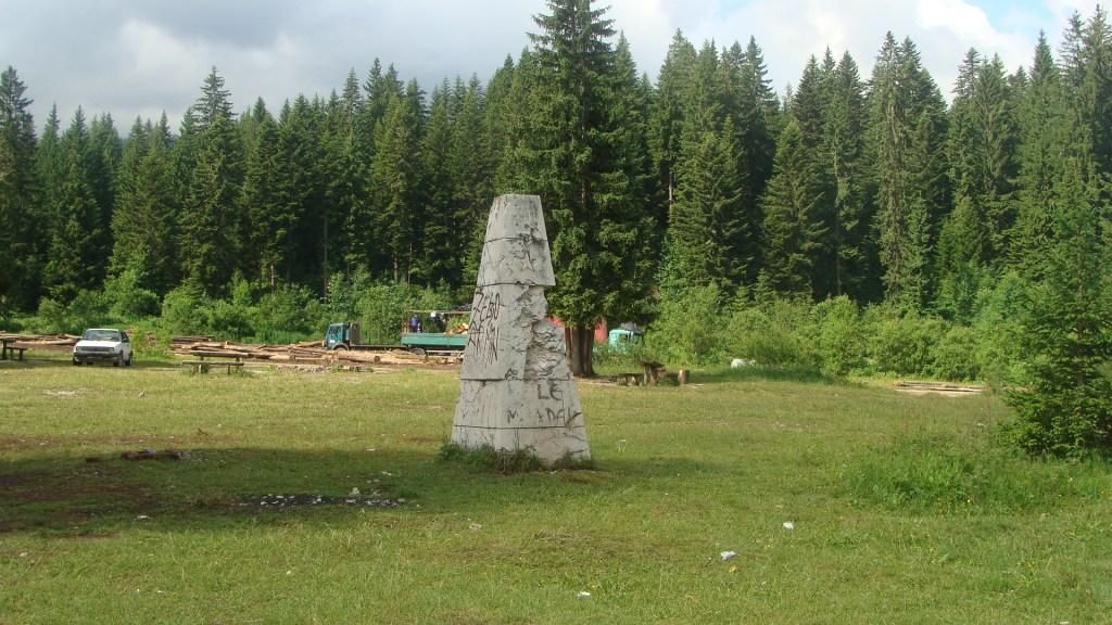 Grupa spomenika posvećenih Igmanskom maršu u Sarajevu, graditeljska cjelina