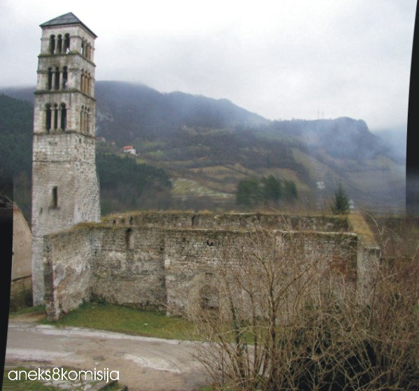 Crkva sv. Marije (pretvorena u Fethija, odnosno Sultan Sulejmanovu džamiju, 1528. godine) sa zvonikom sv. Luke, graditeljska cjelina