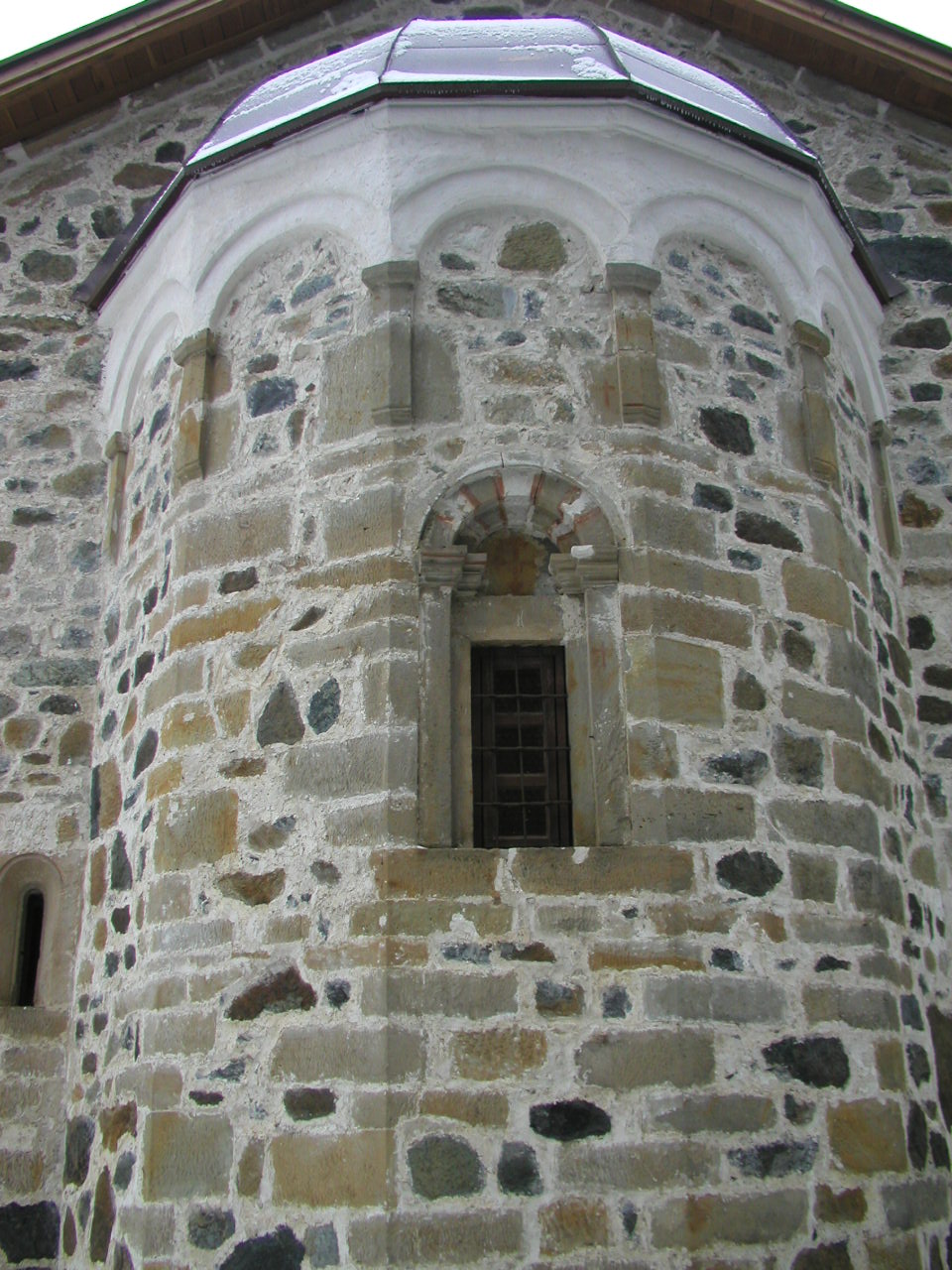 Manastir Ozren sa freskama, graditeljska cjelina