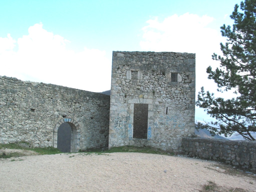 Stari grad Ključ, graditeljska cjelina